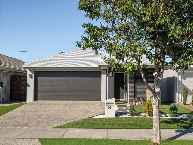21 Edgewater Avenue, QLD 4022