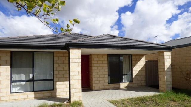 18 Biddiarra Bend, WA 6110