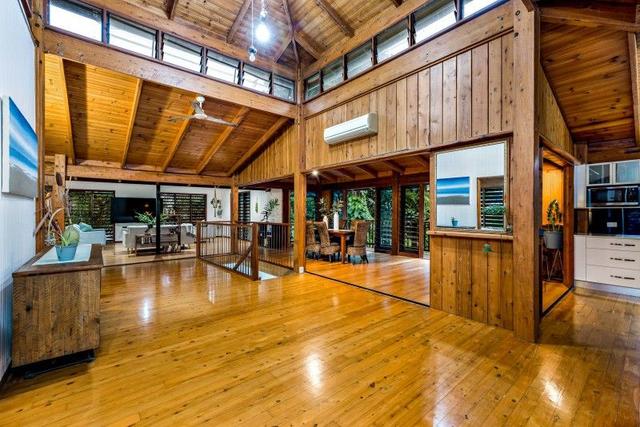 7 Birdwing Place, QLD 4878
