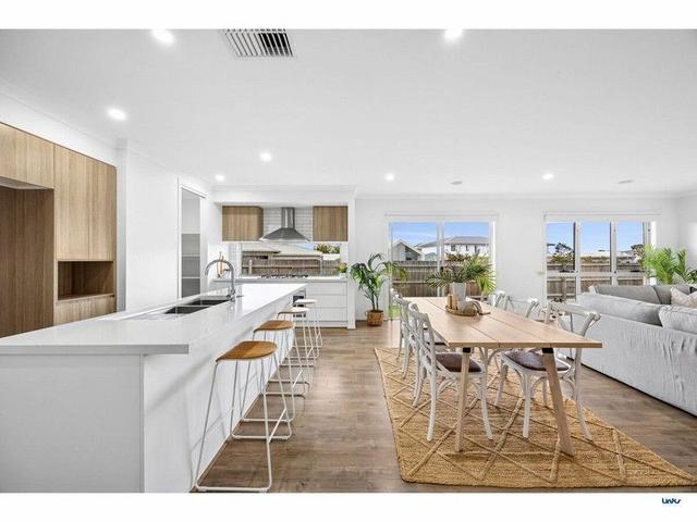 1 Wellington Crescent, VIC 3228