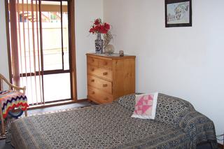 Bed 2 (2006-10-26)