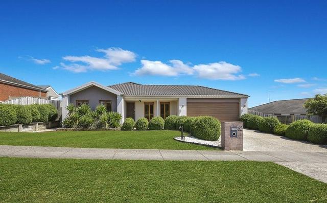 32 Davey Drive, VIC 3818