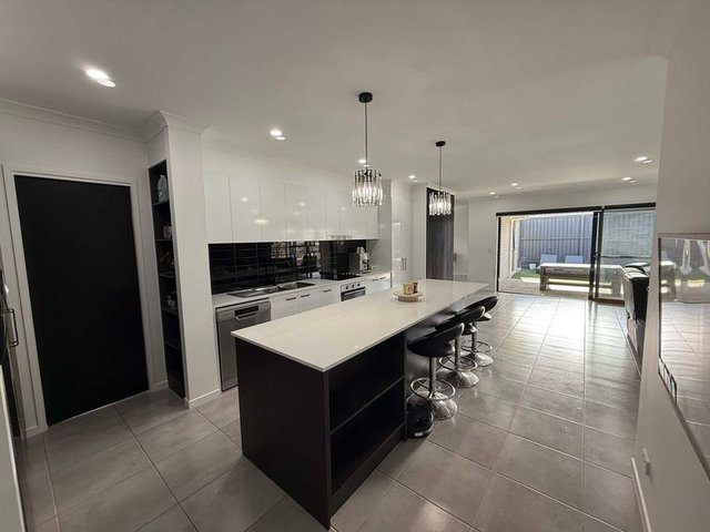 15 Granite Street, QLD 4551