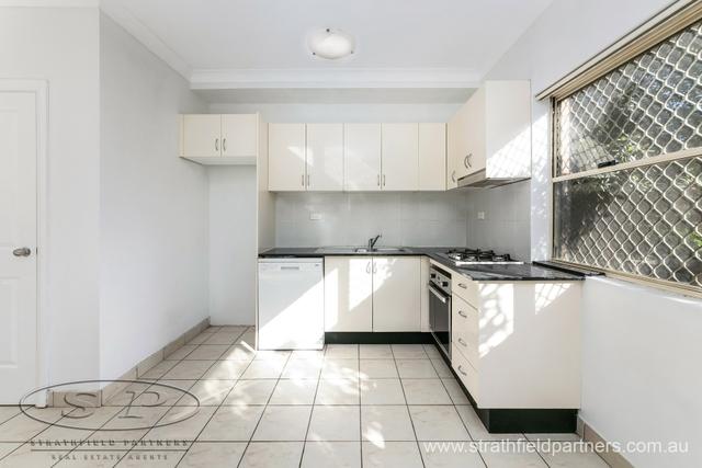 1/12 Gladstone Street, NSW 2134