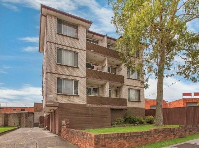 4/1 Charles St, NSW 2170