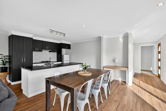 2/17 Churchill Street, VIC 3280