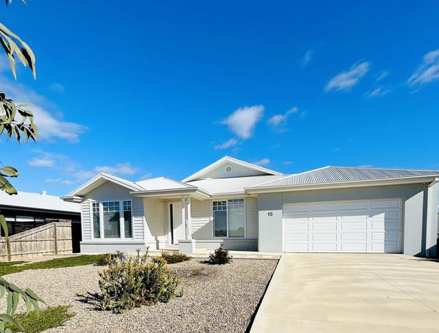 15 Chardonnay Ave, NSW 2731