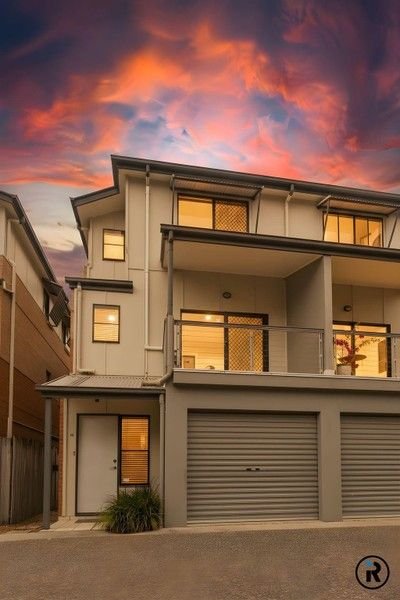 12/7-11 Cardross Street, QLD 4105