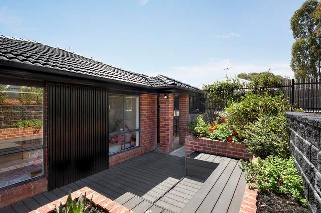 8 Sanctuary Court, VIC 3089