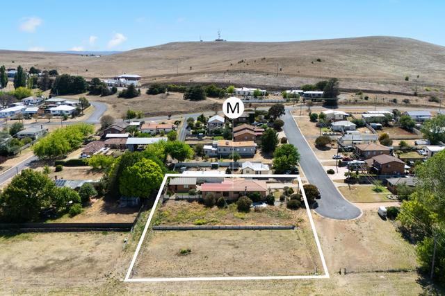 11 Victoria Street, NSW 2630