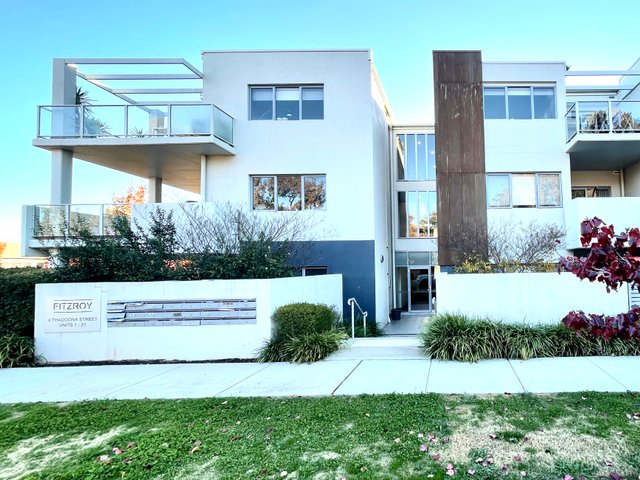 1/4 Thadoona Street, ACT 2911