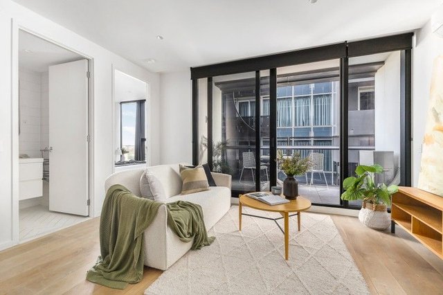 1212/450 St Kilda Road, VIC 3000