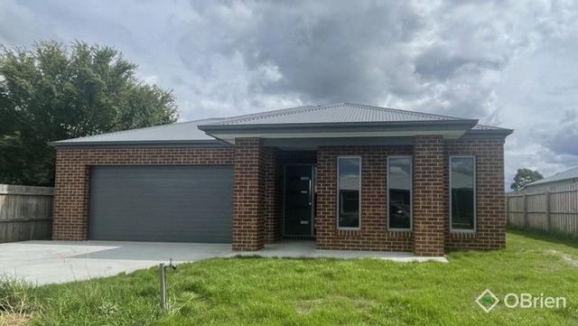 1B Heuton Place, VIC 3875