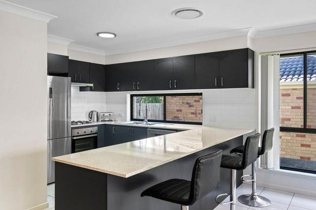 15 Flagstaff Place, QLD 4055