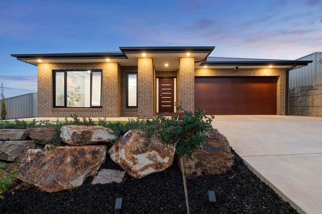 19 Bennelong Crescent, NSW 2650