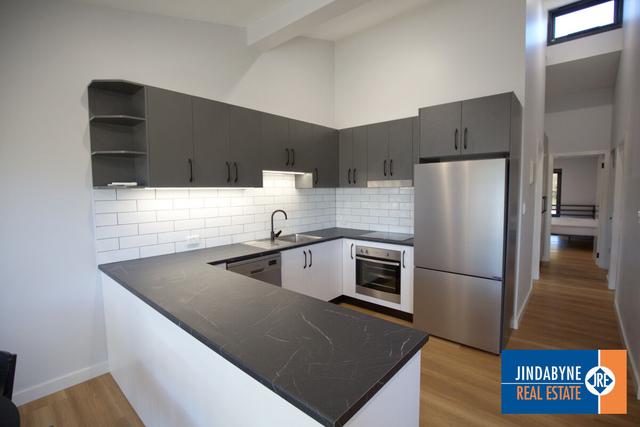 2/53 Townsend Street, NSW 2627