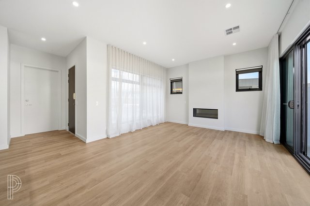 1/25 Rosanove Crescent, ACT 2611