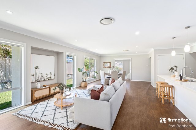 97 Spinnaker Way, NSW 2315