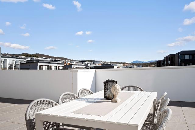 Natura - 72/7 Summerfield Close, ACT 2611