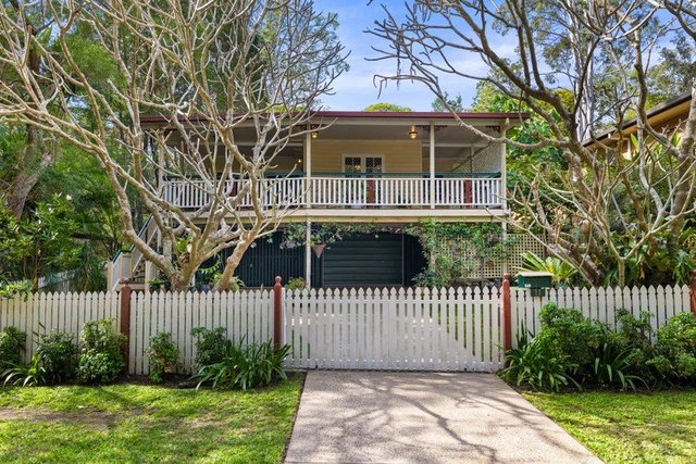 11 Bardon Esplanade, QLD 4065