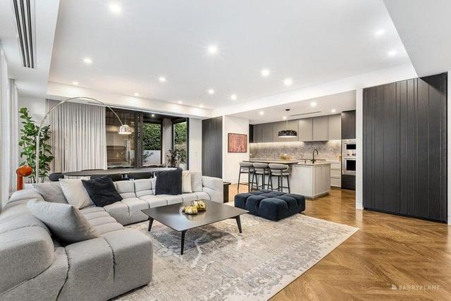 8 Valentine Street, VIC 3105