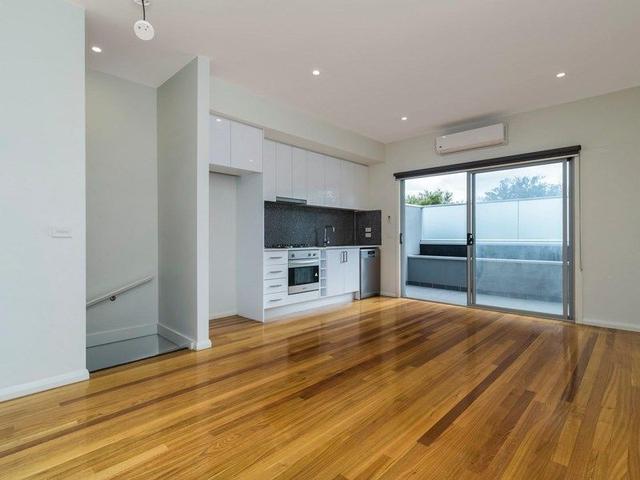 2/114-118 Cumberland Road, VIC 3044