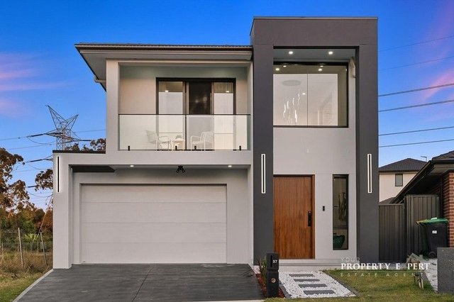 57 Dunlin Circuit, NSW 2765