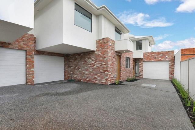 2/30 Eucra Street, VIC 3046