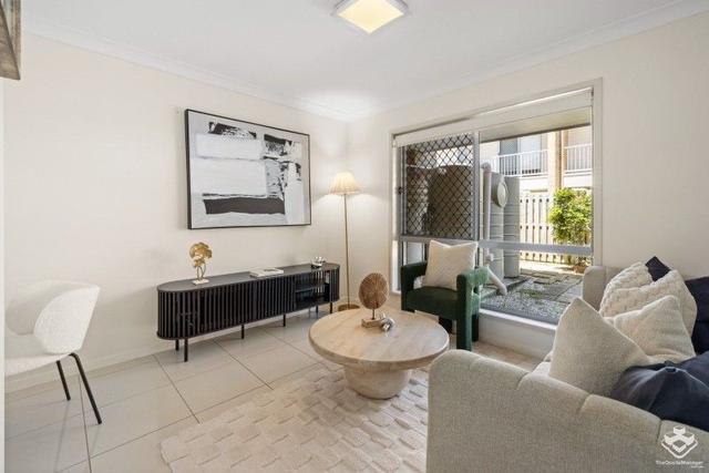 3/12 Joyce Street, QLD 4108