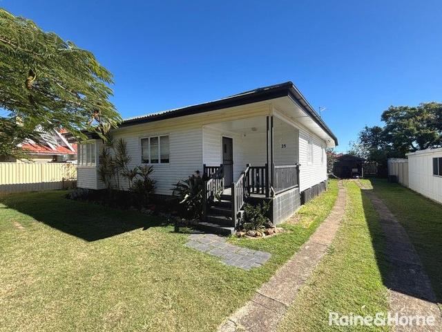 25 South Street, QLD 4606