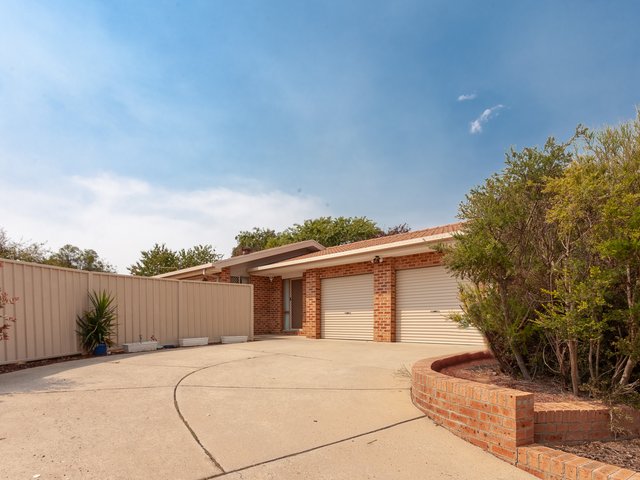 8 Iredale Place, ACT 2906