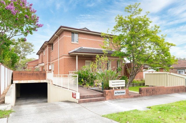 2/44 Third Avenue, NSW 2194