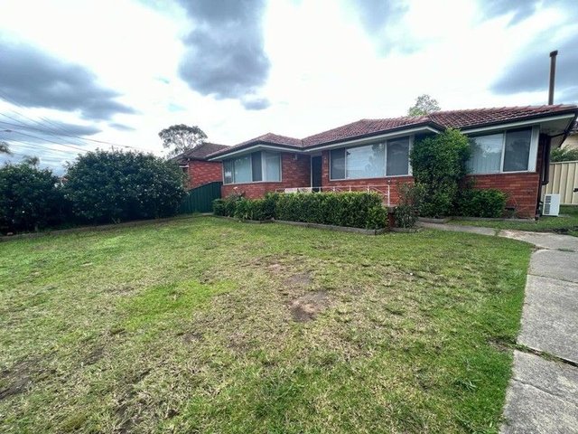 1 Carinya Place, NSW 2170