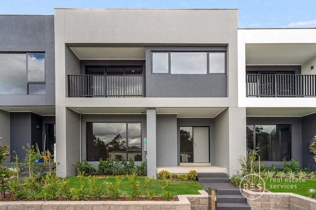 10 Spinnaker Drive, NSW 2170