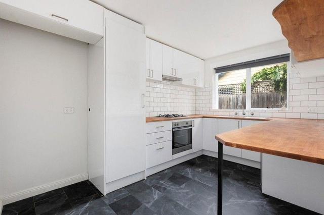 2/19 Nepean  Avenue, VIC 3188