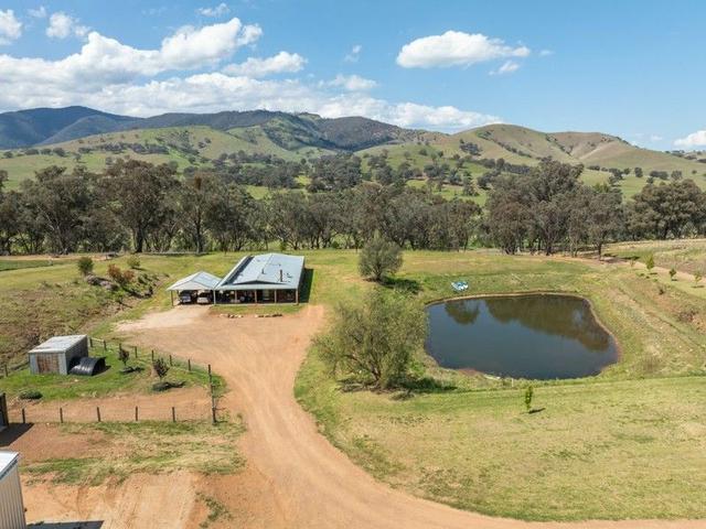 7415 Great Alpine Road, VIC 3896