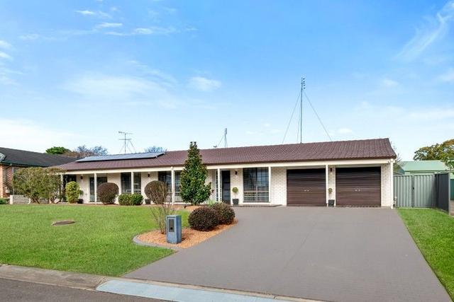 12 Elm Place, NSW 2567