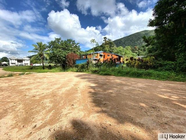18 Black Street, QLD 4854