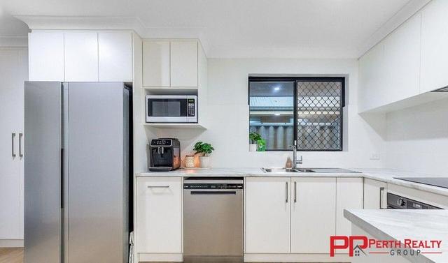 4 Mintern Court, WA 6108