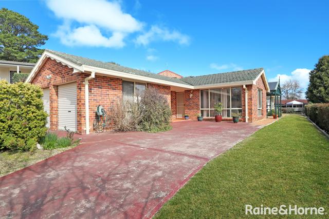 17 Thwaites Drive, NSW 2577