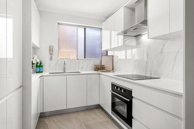2/28-34 First Avenue, NSW 2122
