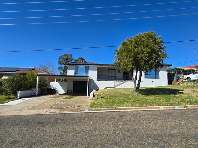 30 Yeo Crescent, NSW 2582