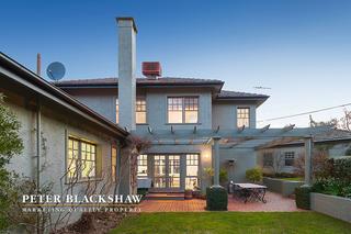 Entertaining Courtyard