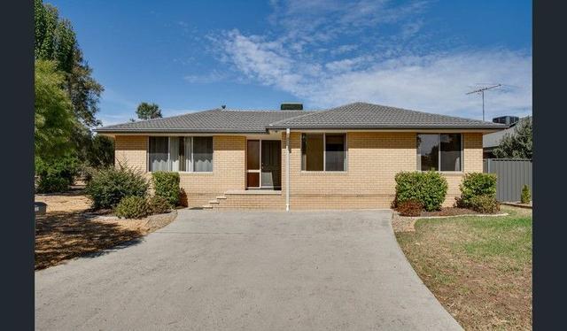 19 Tabletop Court, NSW 2640