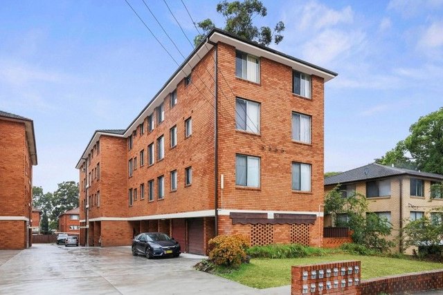 4/51 Northumberland Road, NSW 2144