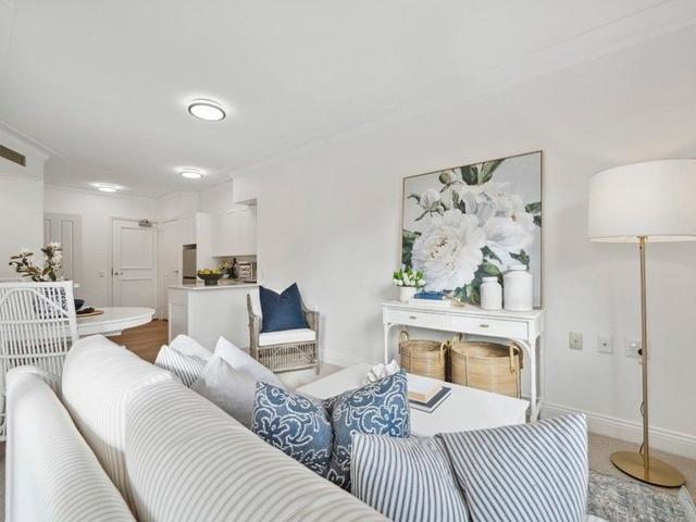 1-02/6 Hale Road, NSW 2088