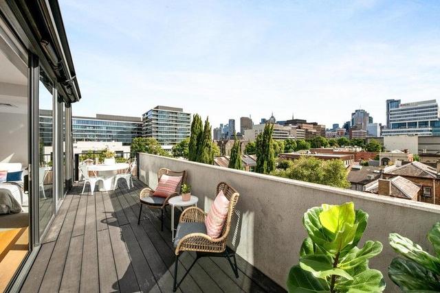 402/9 Smith Street, VIC 3065