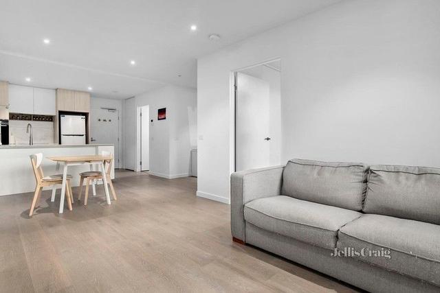 412/40 Hall Street, VIC 3039