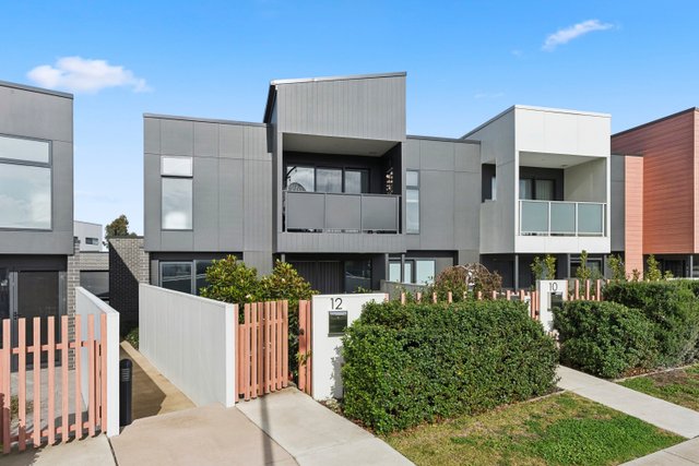 12 Judith Macintosh Crescent, ACT 2913