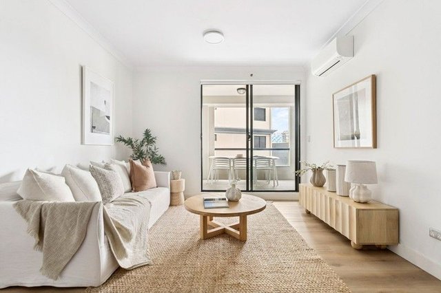 1111/242 Elizabeth Street, NSW 2010